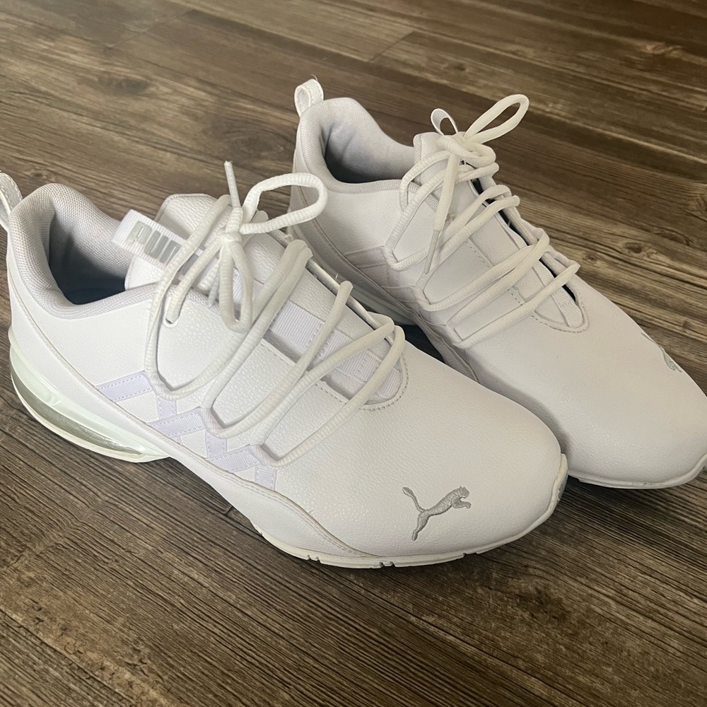 Puma White sneakers. Size 10
